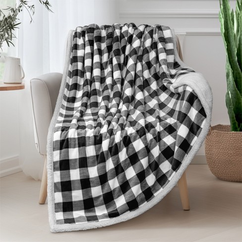 Pavilia Soft Fleece Blanket Throw For Couch Lightweight Plush