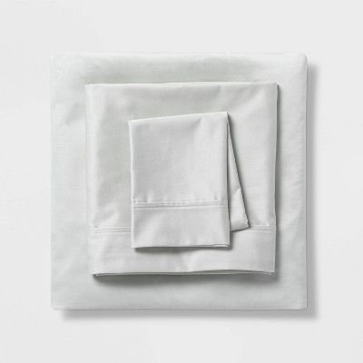 400 Thread Count Solid Performance Sheet Set - Threshold&#153;
