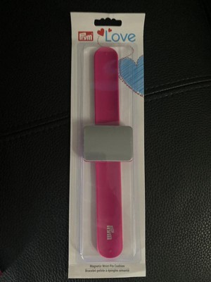Prym Love magnetic pin cushion, heart