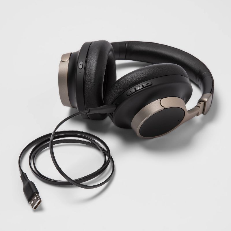 Active Noise Cancelling Bluetooth Wireless Over-Ear Headphones - heyday™, 3 of 7