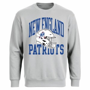 NFL New England Patriots Men's Gray Long Sleeve Crewneck Fleece