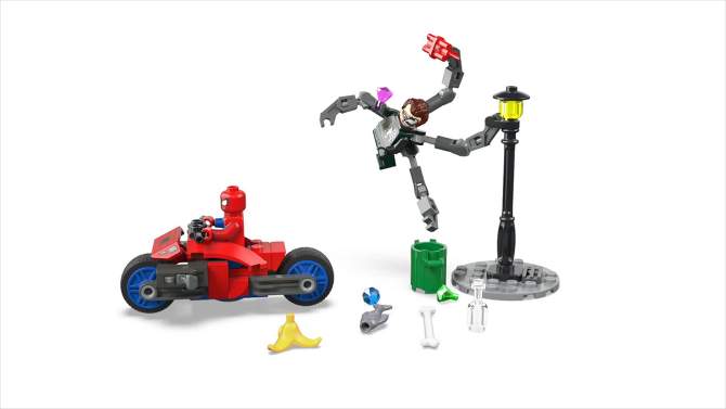 LEGO Marvel Motorcycle Chase: Spider-Man vs. Doc Ock 76275, 2 of 8, play video