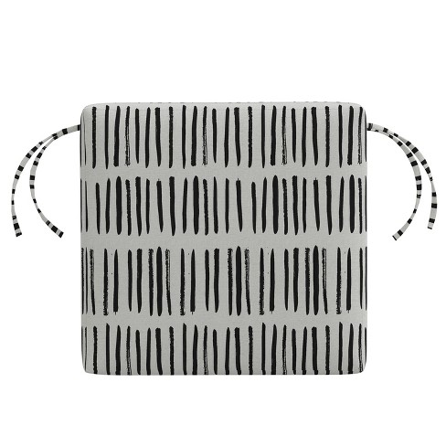 Black and white online chair cushions