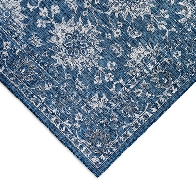 Nautical Navy Floral Round Synthetic Indoor/Outdoor Rug