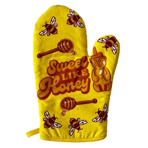 Sweet Like Honey Oven Mitt Funny Honey Bee Honey Bear Novelty Kitchen Glove - Crazy Dog Bakeware - 1 of 4