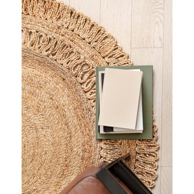 Handmade Natural Braided Jute Round Indoor Area Rug