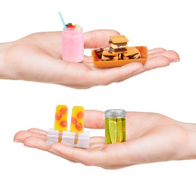 MGA&#39;s Miniverse - Make It Mini Food Cafe Series 3 Mini Collectibles, Resin Play, Replica Food