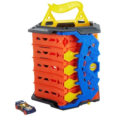 Mattel Hot Wheels 5 Lane Collapsible Roll-Out Raceway Track Set with 1 Hot Wheels Race Car and Carrying Handle for Portability, Multicolor