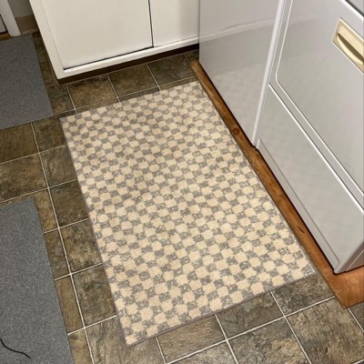 2'6x4' Checkerboard Plush Accent Rug - Threshold™ : Target