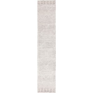 Abstract ABT349 Hand Tufted Indoor Rugs - Safavieh - 1 of 4