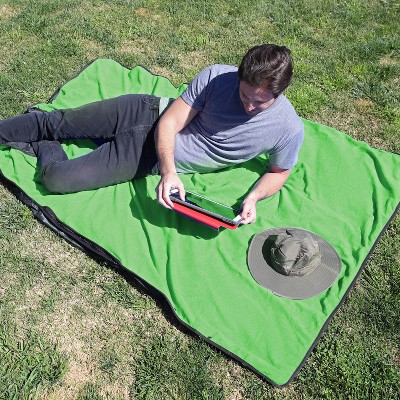 Catalonia Black and Green Waterproof Hooded Outdoor Blanket