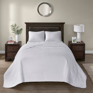 Gulches 3 Piece Full Reversible Bedspread Set,White - 1 of 4