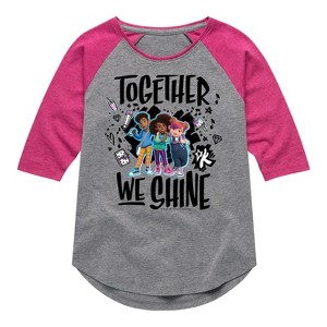 Girls' - Karma's World - Winston, Karma, & Alex Shirt Tail Raglan Graphic T-shirt - 1 of 4