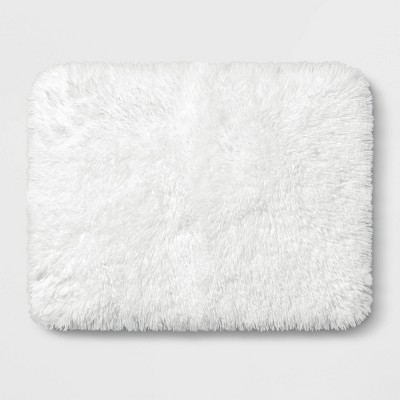 white shag bath rug