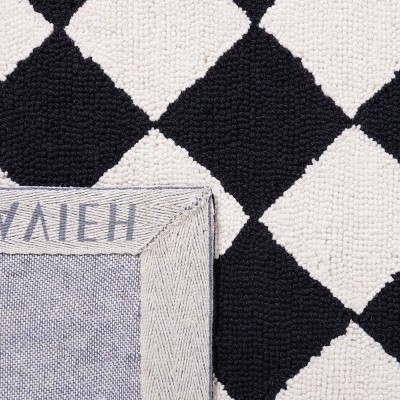 Chelsea 3' x 3' Black and Ivory Wool Hand-Hooked Square Rug
