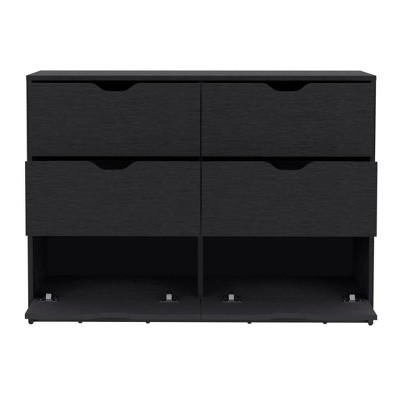 HomeRoots Dresser