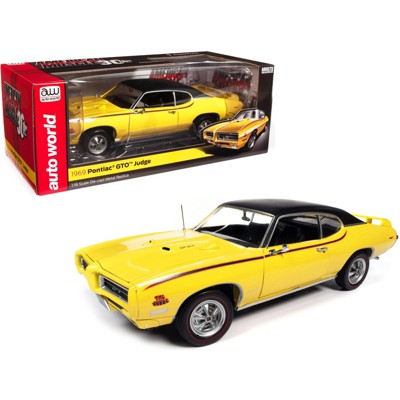 1969 Pontiac GTO Judge Goldenrod Yellow w/Black Top "American Muscle 30th Anniversary" 1/18 Diecast Model Car by Autoworld