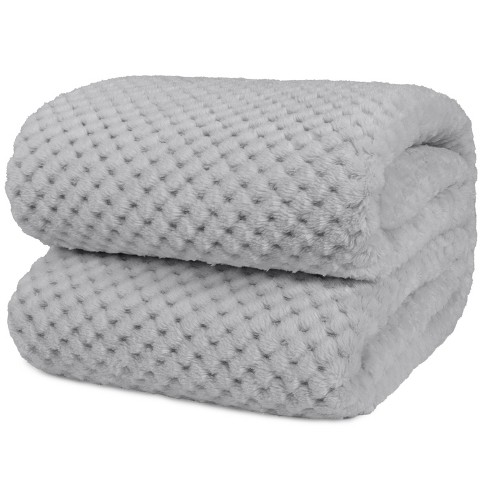 PAVILIA Soft Waffle Blanket Throw for Sofa Bed Lightweight Plush Warm Blanket for Couch Light Gray Twin 60x80