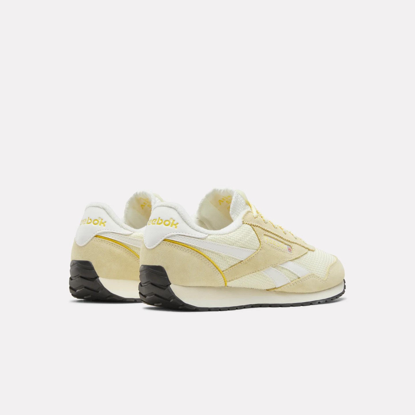 Женские кроссовки Reebok Classic AZ Shoes Size 7 Raw Yellow/Athletic Gold/Chalk, цвет: Жёлтый — фото 3