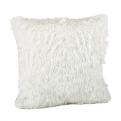 Big white best sale fluffy pillows