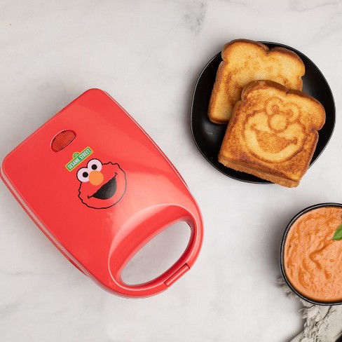 Uncanny Brands Hello Kitty Grilled Cheese Maker