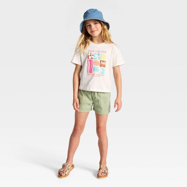 Camiseta de Manga Corta con Gráfico de Ajuste Relajado para Niñas - Cat & Jack™ 4