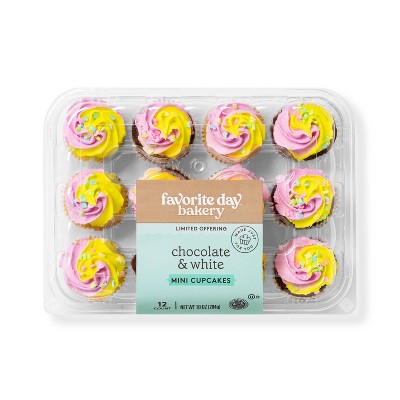Spring Chocolate & White Mini Cupcakes 10oz/12ct - Favorite Day™