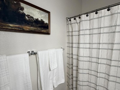 Guest review image 1 of 1, zoom in