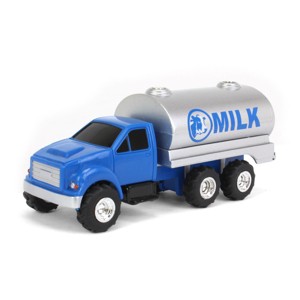 ERTL 1/64 Collect N Play Blue Tandem Milk Tank Truck, 47493 - 1 of 4