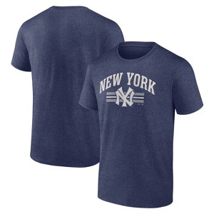 MLB New York Yankees Men's Bi-Blend Short Sleeve T-Shirt - 1 of 3