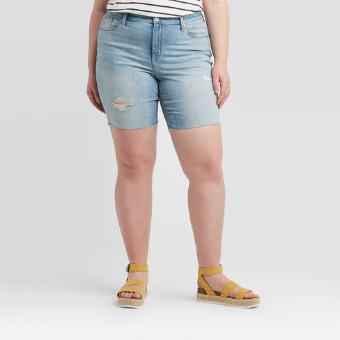 Women's Plus Size Mid-Rise Bermuda Jean Shorts - Universal Thread™ : Target