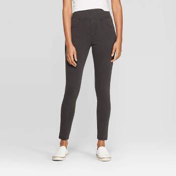 Women's High Waisted Everyday Active 7/8 Leggings - A New Day™ Black S :  Target