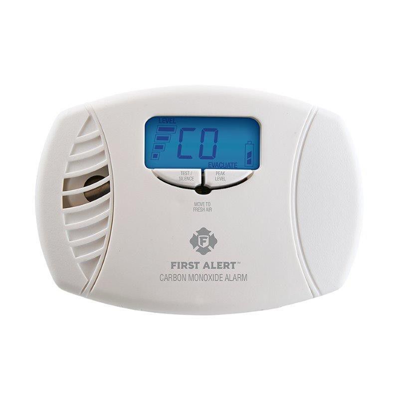 First Alert Plug-In Carbon Monoxide Detector with Digital Display and Battery Backup, 3 of 7