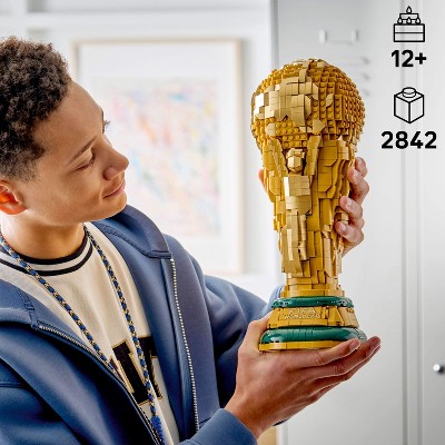Детские конструкторы LEGO Editions FIFA World Cup Official Trophy 43020 — фото 2