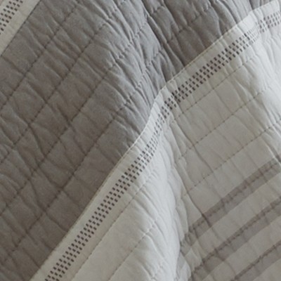 Gray and White Cotton Twin Reversible Quilt Set