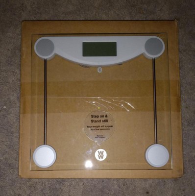 Weight Watchers 12.5-Inch Round Glass Weight Tracking Scale for 4 Users  WW43NAM 