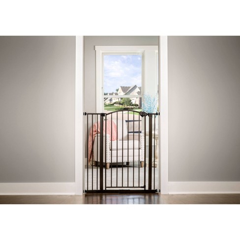 Extra long baby gate hotsell with door