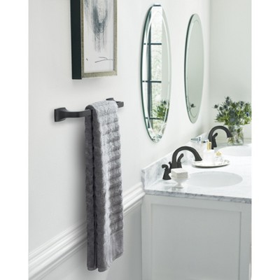 Highland Ridge 18-Inch Matte Black Wall Mounted Towel Bar