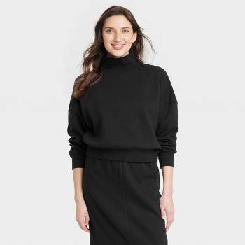 Women's Pullover Sweatshirt - Universal Thread™