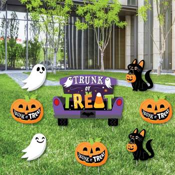 Big Dot of Happiness Trunk or Treat - Yard Sign and Outdoor Lawn Decorations - Halloween Car Parade Party Yard Signs - Set of 8