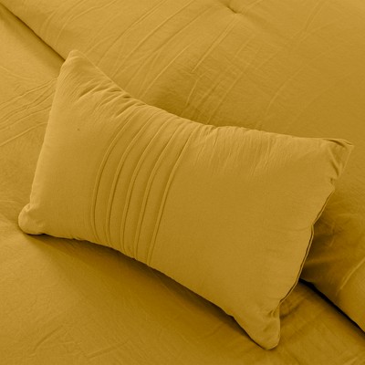 Gold King Down Alternative Microfiber Comforter Set