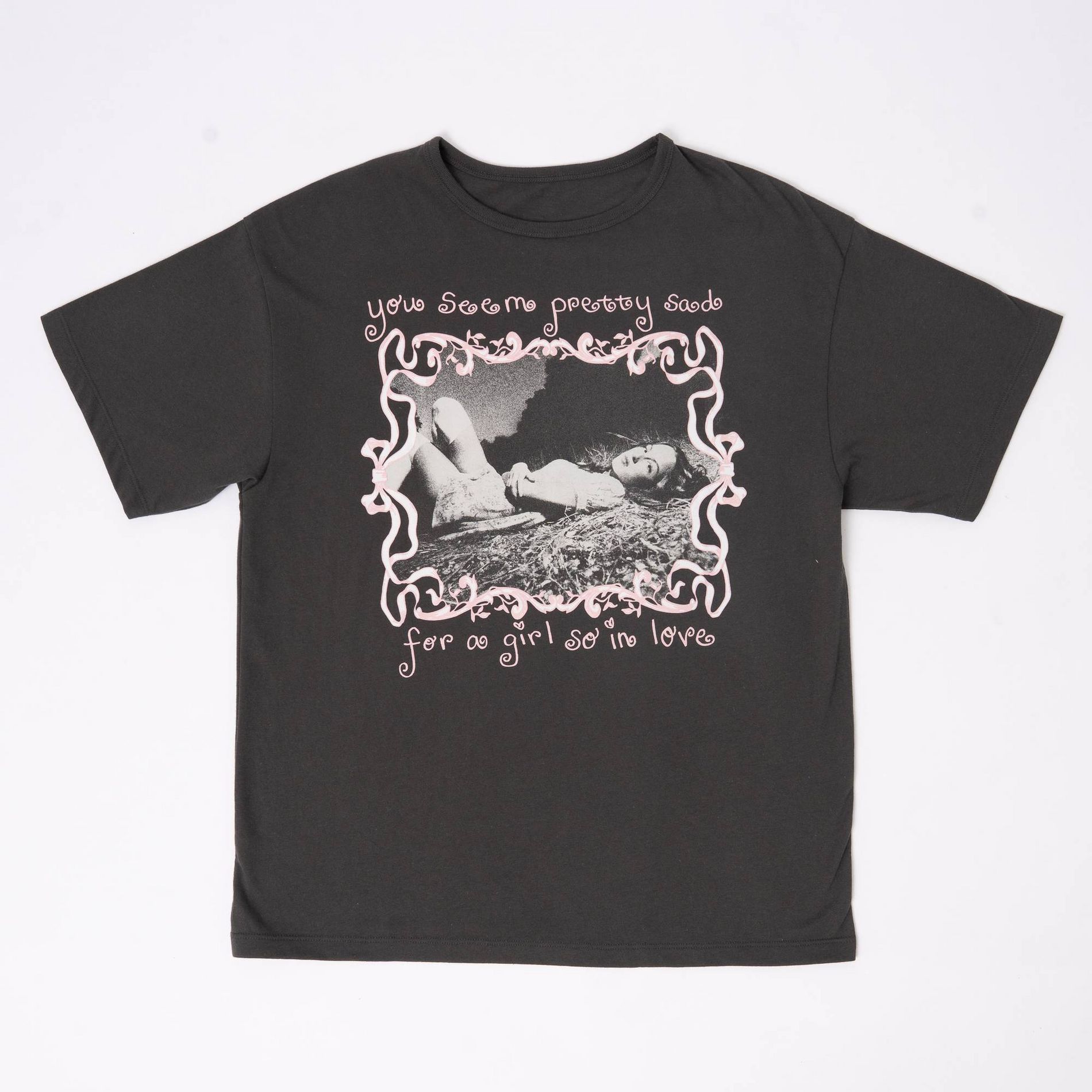 Women's Olivia Rodrigo Oversized Short Sleeve Graphic T-Shirt - Charcoal