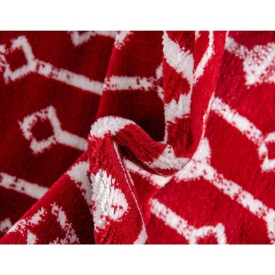 Trellis Elegance 6' x 9' Red Synthetic Rectangular Rug