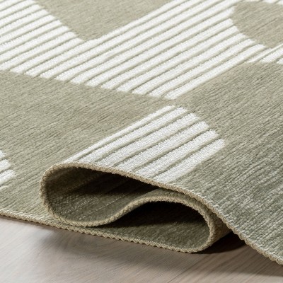 Grania Red Geometric Reversible Washable 4' x 6' Area Rug