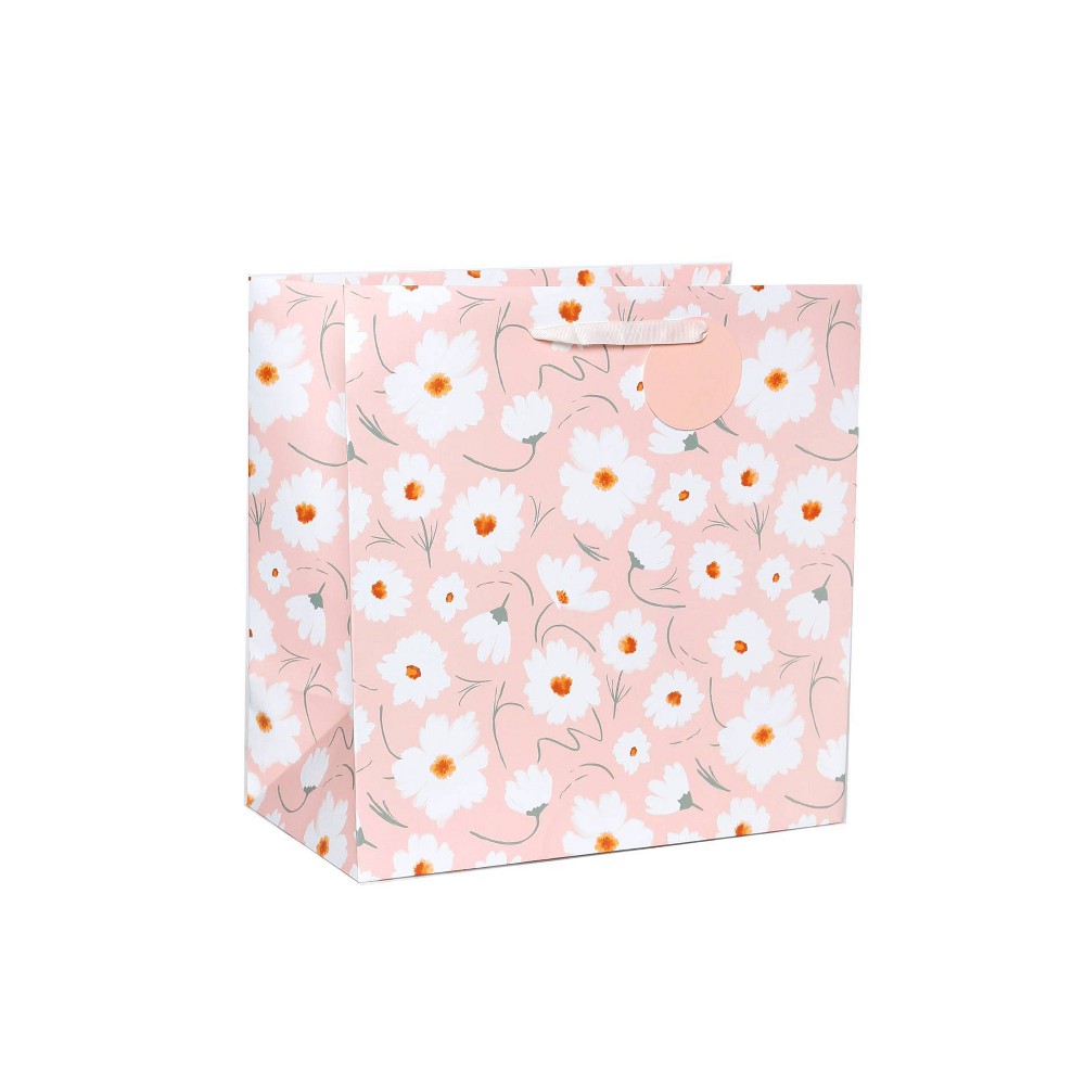 Square Gift Bag Flower on Peach - Spritz™ 28 pack 