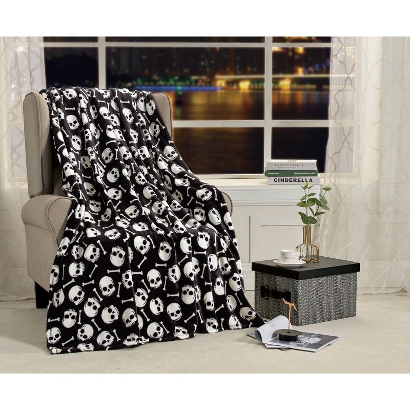 Extra Cozy and Comfy Microplush Throw Blanket (50"x60") - Skull & Bones, 1 of 4