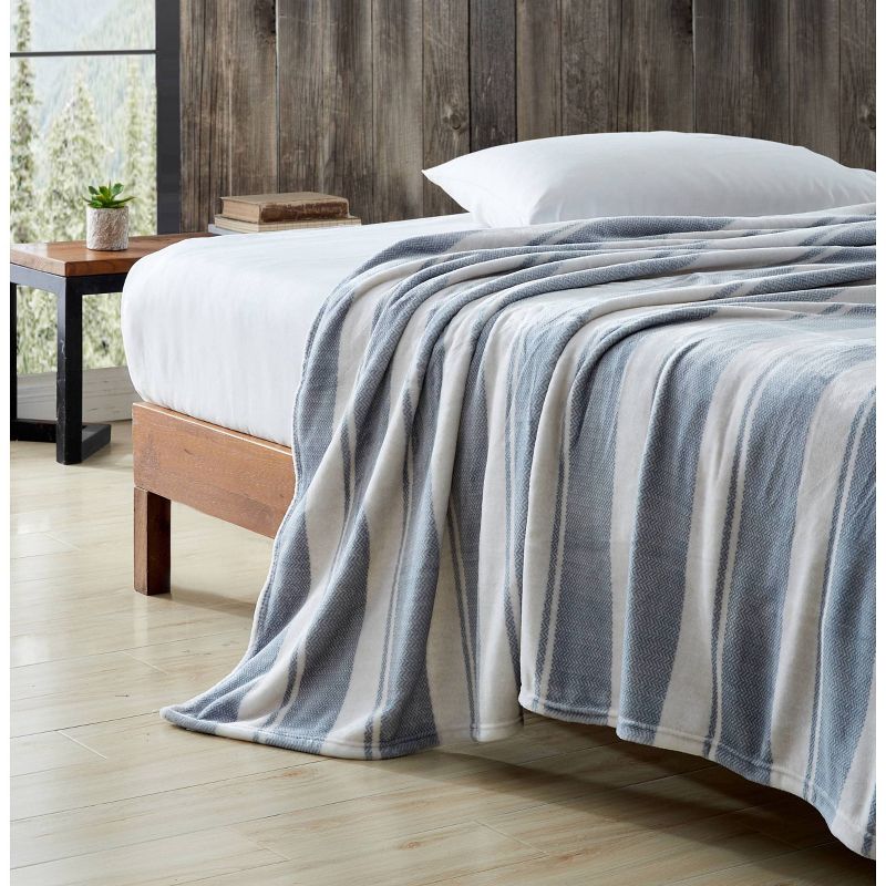 Ultra Soft Plush Bed Blanket - Eddie Bauer, 3 of 8