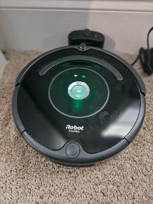 iRobot Roomba 675 Robot Aspirador con conectividad Wi-Fi, compatible con  Alexa, bueno para pelo de mascotas, alfombras, suelos duros, carga  automática