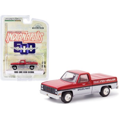 1985 GMC High Sierra Pickup Official Truck w/Bed Cover "69th Annual Indianapolis 500 Mile Race" GMC Indy Hauler 1/64 Diecast Model Car by Greenlight