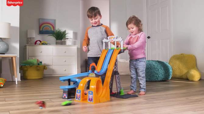Fisher-Price Little People Hot Wheels Racing Loops Tower Trackset, 2 of 11, play video